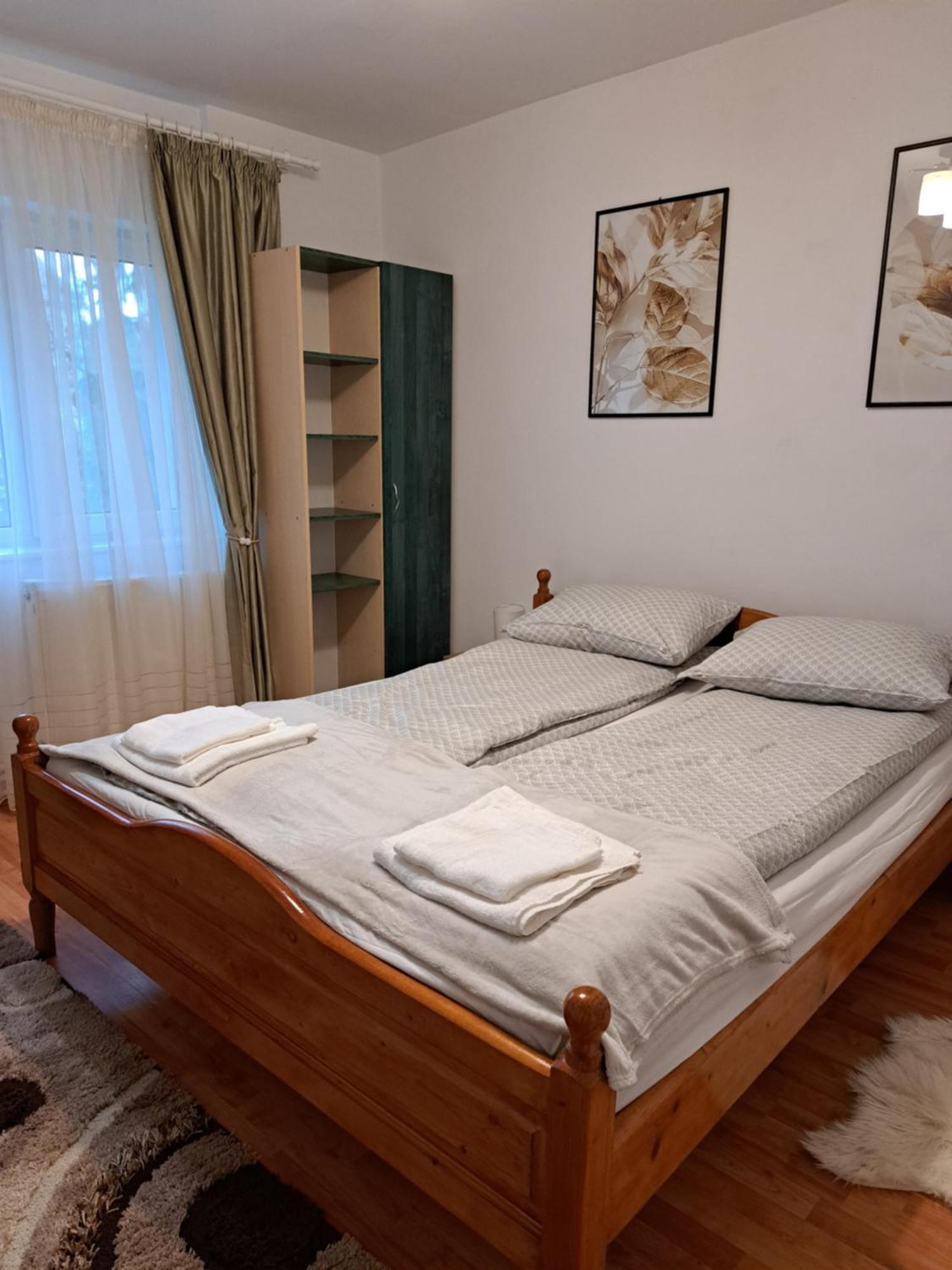 Deny Apartman Sfantu Gheorghe  Exterior photo